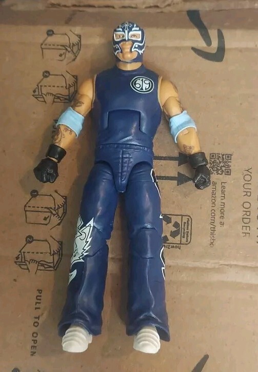 MATTEL WWE ELITE COLLECTION REY MYSTERIO BUILD A FIGURE SUMMERSLAM 2022