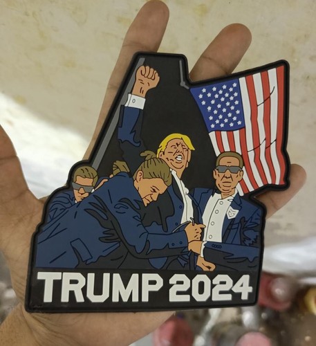 Donald Trump Vinyl Patch. Kein billiger Stickaufnäher! - Bild 1 von 3