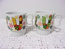 (2) ROOSTER Mugs Japan Stackable