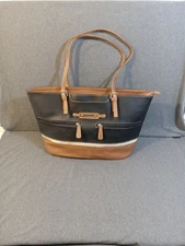 Stone Mountain USA Shoulder Handbag Cognac Tan Black Double Handles 20% Leather
