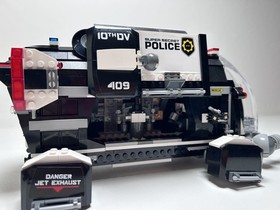 LEGO 70815 The LEGO Movie: Super Secret Police Dropship 100% Complete w/ Manuals