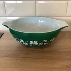 Vintage 1960's Pyrex Green White Clover Leaf Cinderella 13" Mixing Bowl set 3