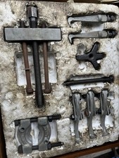 Gear Puller For Removing Bearings,Gears and Pulleys-boxed