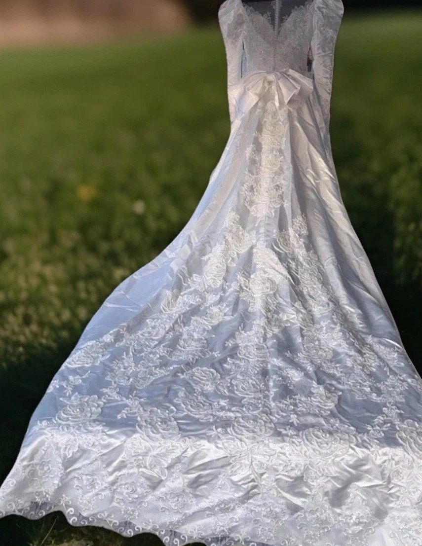 Lace 1990s Vintage Wedding Dresses & Veils for Women for sale | eBay