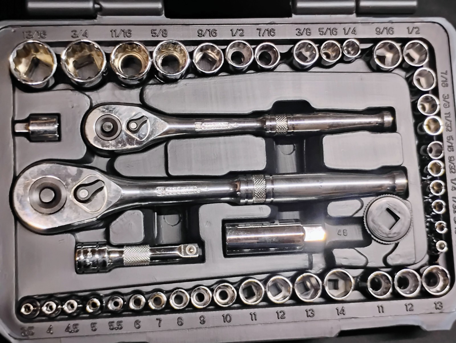 Jobsmart 44pc Mechanic's Tool Socket Set SAE MM Set 3/8" 1/2" Ratchet Home Auto