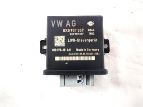 8X0907357 ECU Verordnung Tiefe 'Leuchttürme AUDI A1 1.6 D 66KW 5M 3P (2011