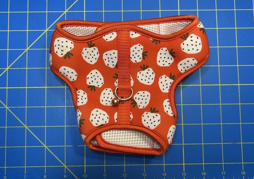Whisker City Strawberry Patterned Cat/Kitten Harness-Unused ,New without tags