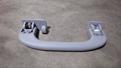 Haltegriff Hinten Rechts 9143530 BMW 118d DPF Bj 2007 E81,E82,E8 2302173