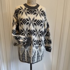 Handknit Nordic Cable And Star Pattern Sweater Sz L. Baby Alpaca Yarn. New.