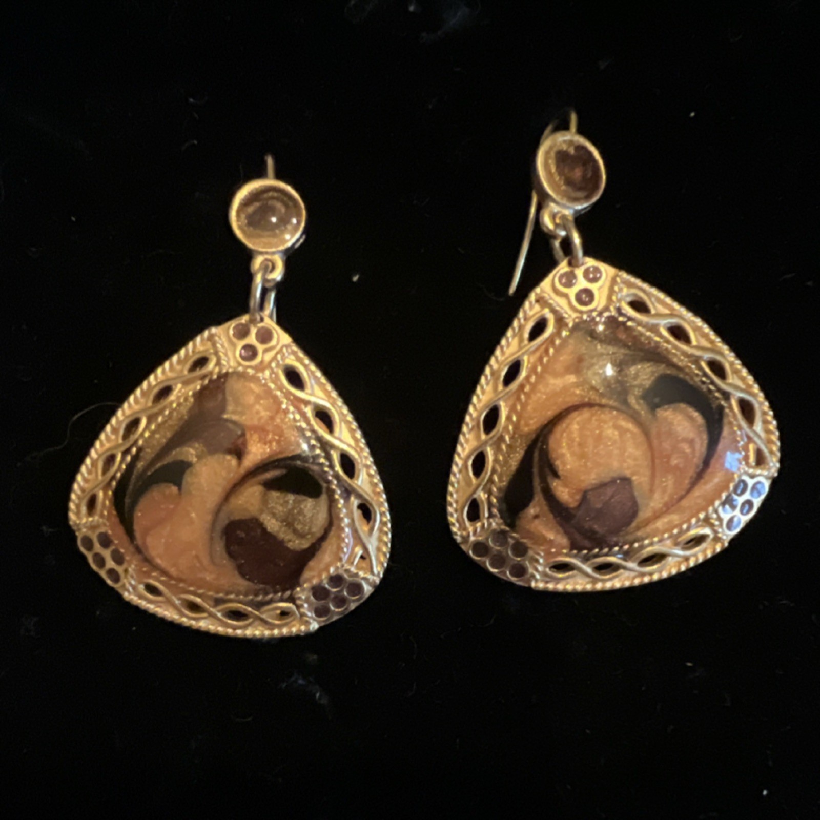 Berebi Vintage Triangular Dangle Drop Earrings Go… - image 1