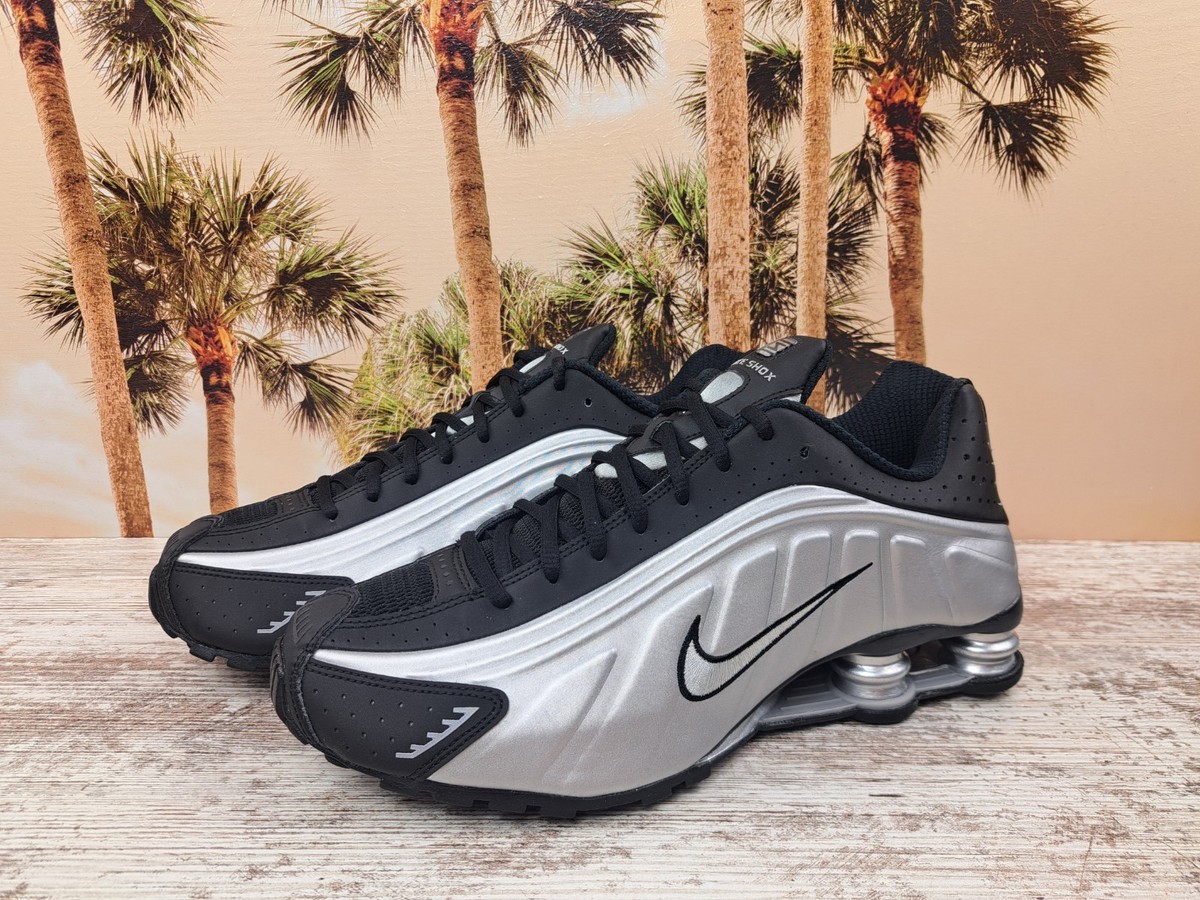 Nike Shox R4 Silver Black Retro Style Sneakers HQ1988 007 Men's