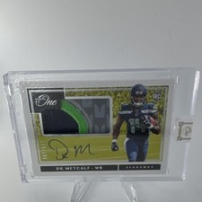 2019 Panini One Rookie Patch Autographs DK Metcalf #11 /199 Seahawks Football
