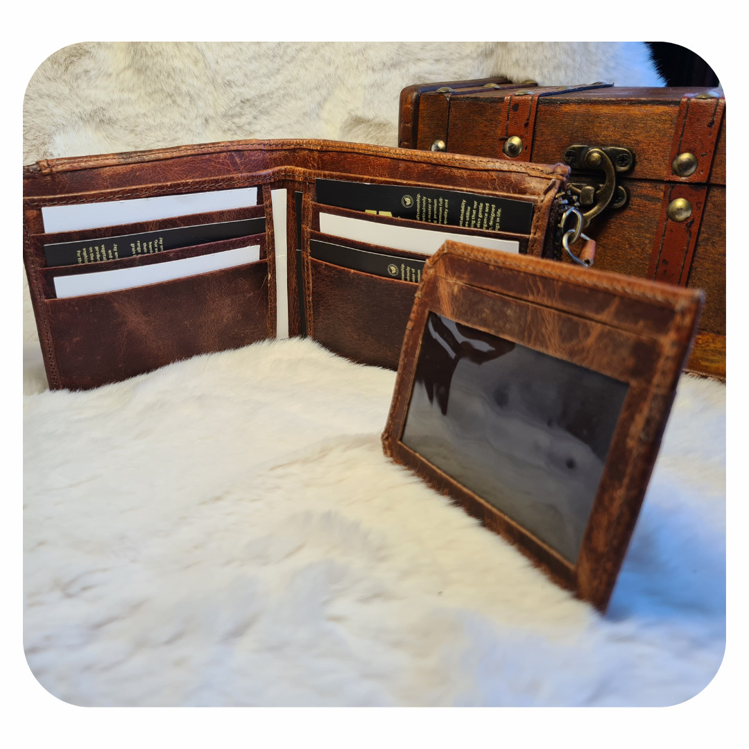 Vintage Wallet FULL-GRAIN leather, Eco Tanned + Card Holder RRP £100-150+ image 5