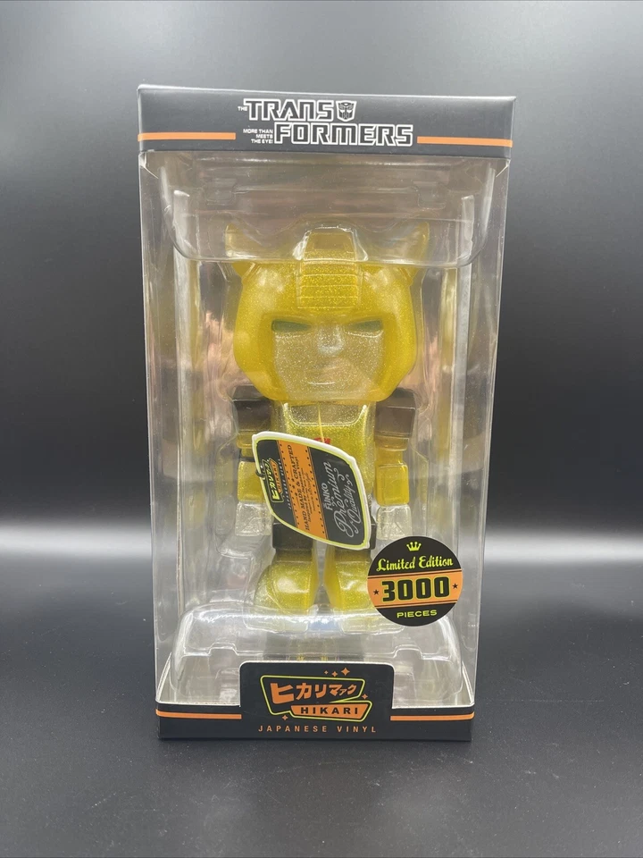 Figura Vinilo Premium Funko Hikari Transformers Bumblebee Brillo Transparente Foto 3 de 4