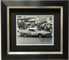 RICHARD PETTY HAND SIGNED FRAMED PHOTO DISPLAY NASCAR 2.