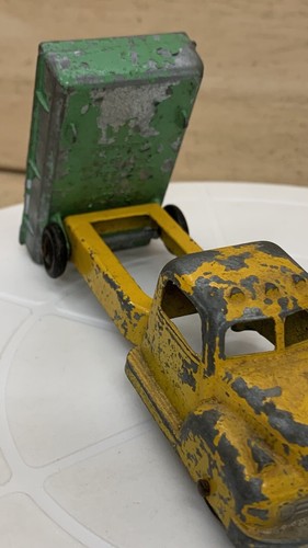 RARE Tootsie Toy Dump Truck Diecast Trucks Green & Yellow 5" - Picture 3 of 11