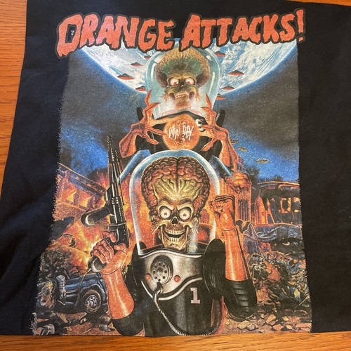 Cincinnati Bengals WINCINNATI Podcast XL Shirt Mars Attacks Fear Orange Planet