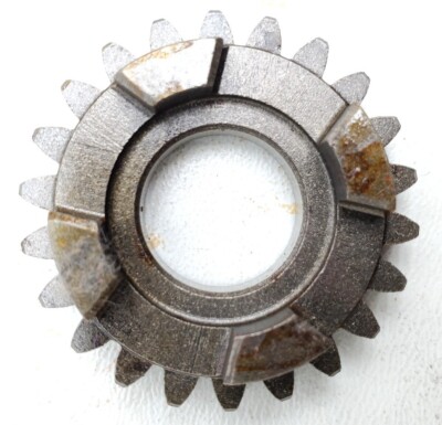 kuu3です Kawasaki NOS NEW 13134-001 Drive Shaft 4th Gear G3 G4 G5 KD