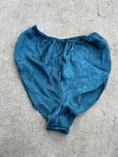 VINTAGE by MYONNE PANTIES SILKY High Waisted Size M 36921