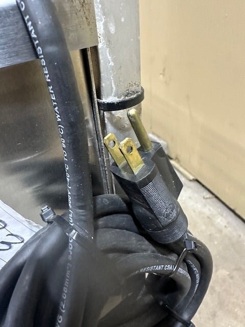 * LOT OF 3* N2U WITH JUN-AIR OF322" HD COMM NITROGEN GENERATED BEER GAS ON SITE