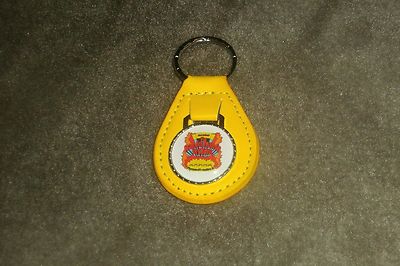 PLYMOUTH SATELLITE FURY DUSTER 'CUDA SCAMP RAPID TRANSIT SYSTEM KEYCHAIN YELLOW