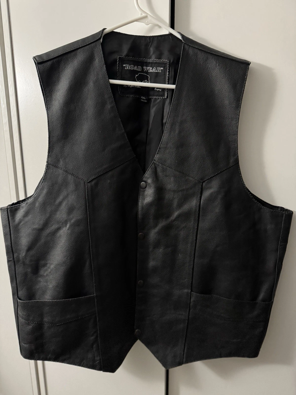 Road Wear by Buffalo Outdoors Men's 4XL Genuine Leather Vest Pockets Biker