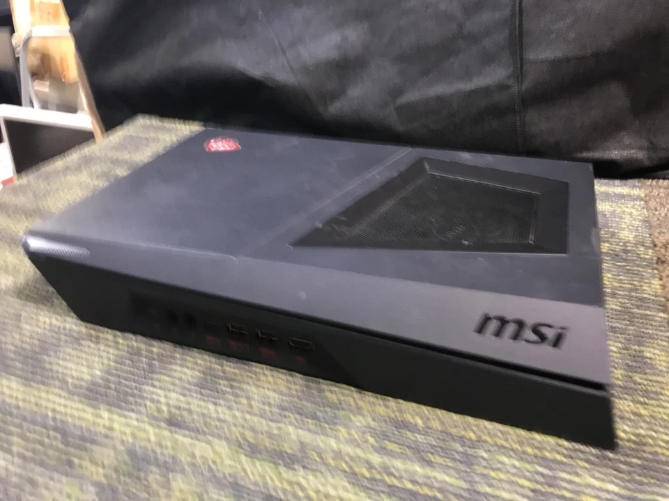 MSI H310 Trident 3 MS-B920 i7-8700U 3.2GHz 16GB RAM 1TB W/ AC ADAPTER - Image 4 of 4