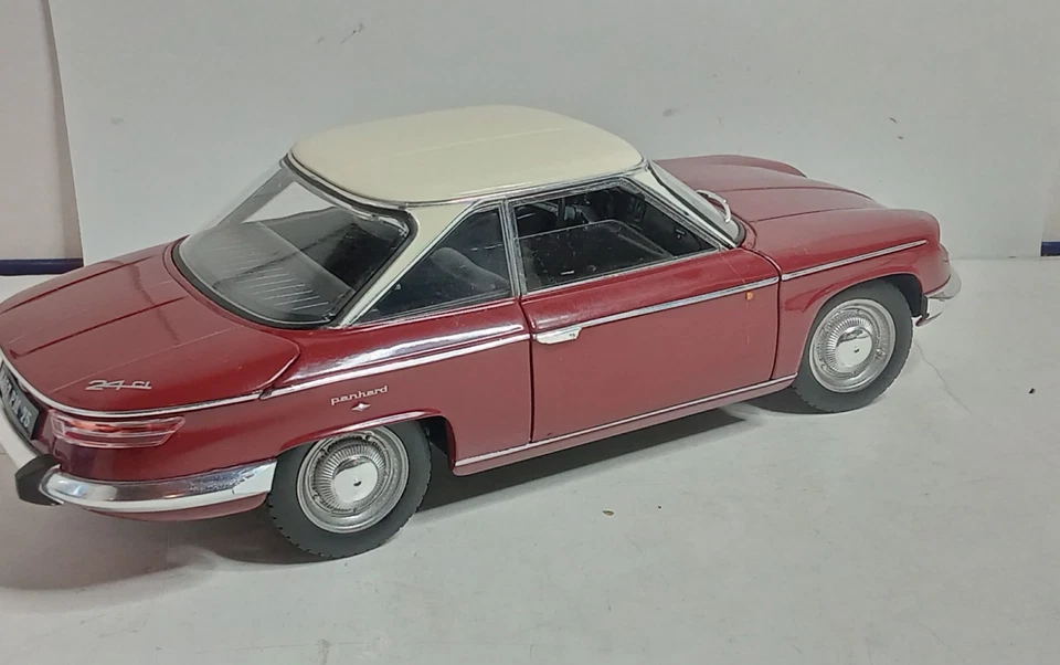 SOLIDO 1/18 PANHARD 24 CT BON ETAT SANS BOITE gé C6 - Photo 4/4