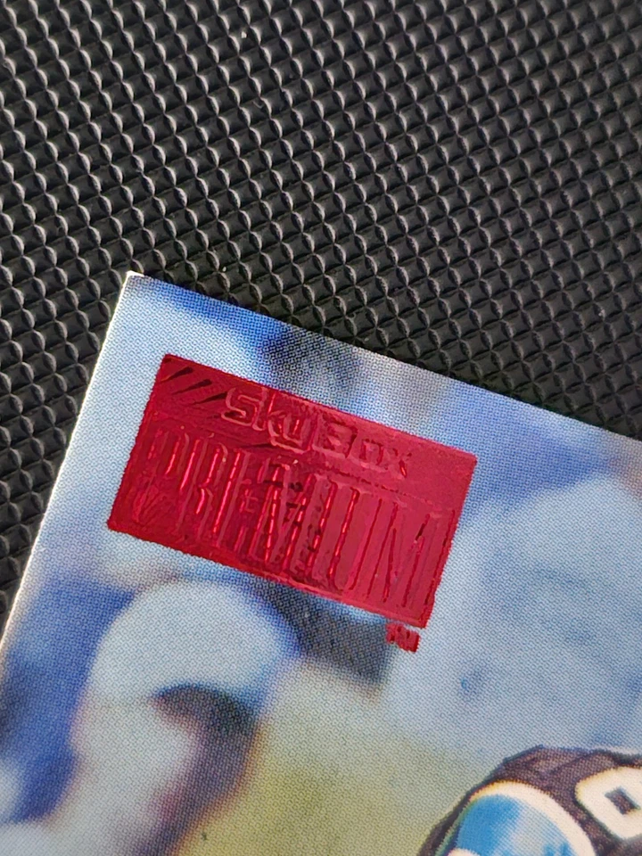 1996 Skybox Premium RUBIES #24 Mark Carrier none PSA registry Carolina Panthers - Image 2 of 4