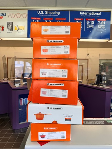 6 empty le creuset boxes shipped flat