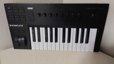 Native Instruments Komplete Kontrol A25 25-Key MIDI Controller Pitch Mod