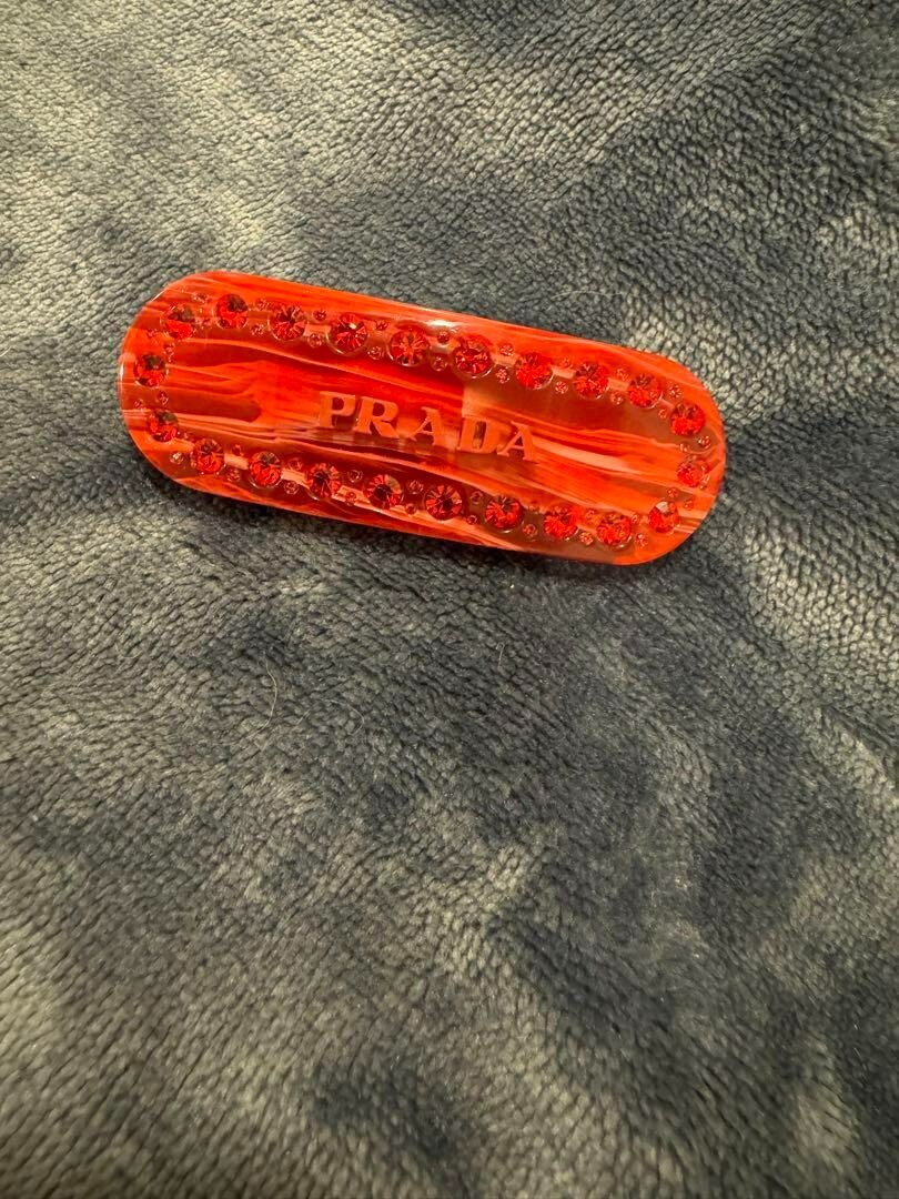 【日本入手困難】プラダ Plex Hair Clip ヘアアクセサリー Petal Pink Plex Hair Clip | PRADA