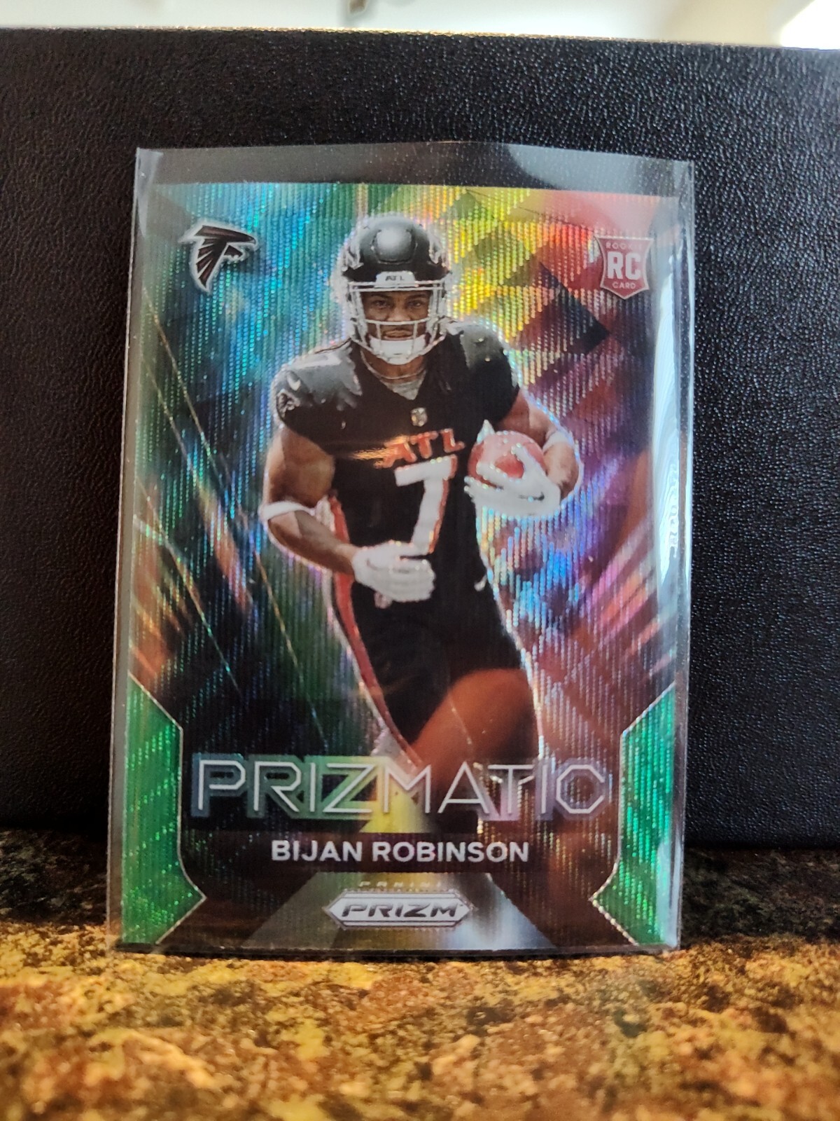 2023 Panini Prizm Bijan Robinson Prizmatic Green Cracked Ice RC #19 🔥Retail SP