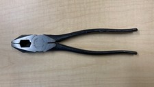 Vintage CHALLENGER #3358 Linesman pliers made in USA.