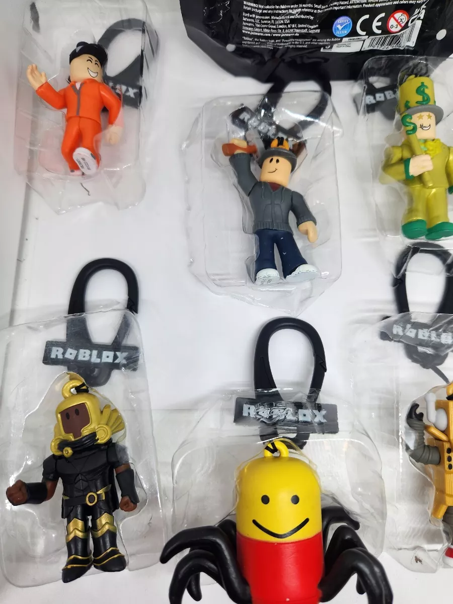 Roblox Figure Series 1 Backpack Clips Hanger Builderman W/ Code