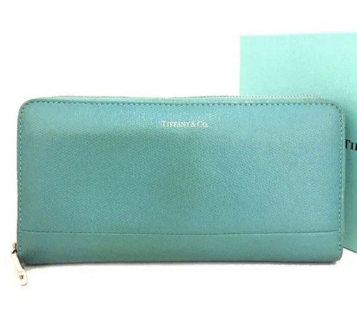 Tiffany Wallet Authentic Pre-loved Conditions.