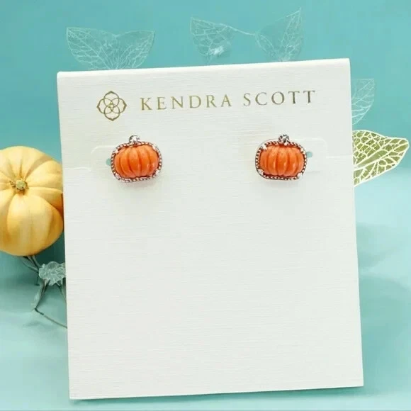 Brincos de abóbora Kendra Scott em prata e laranja. - Imagem 4 de 4