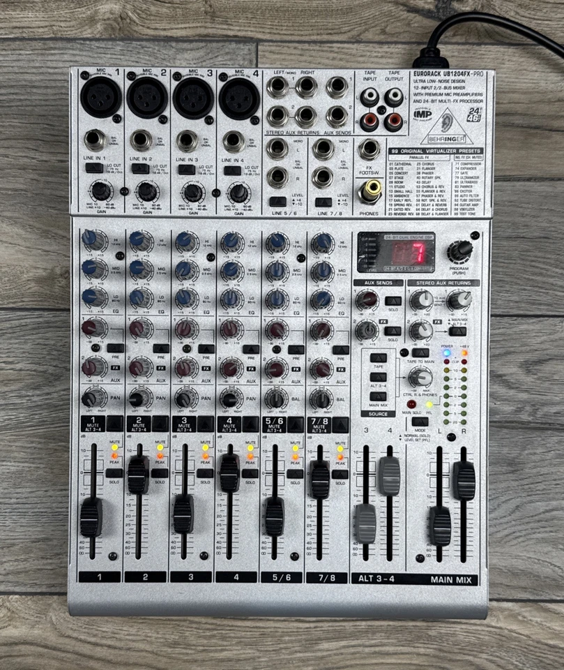 Behringer Eurorack UB1204FX-PRO 12 Input 2/2 Bus Mixer Tested & Working - Image 2 of 4