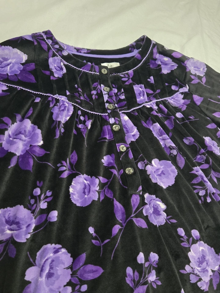 Camisón manga larga Aria Collection para mujer grande terciopelo púrpura floral  Foto 3 de 4