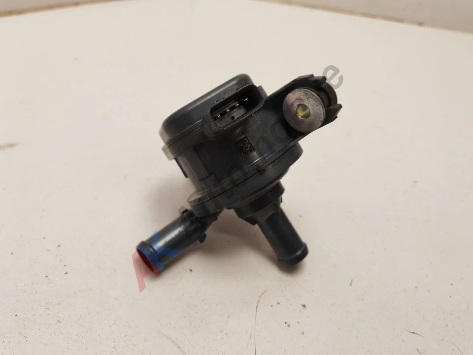 Toyota Yaris MK3 12-19 Hybrid Auxiliary Electric Water Pump G9040-52020 - Image 2 of 4