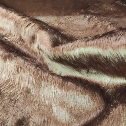 Standard Short Pile Faux Fur Fabric - Multiple Lengths & Colours - W160 / YF2 - Picture 16 of 32