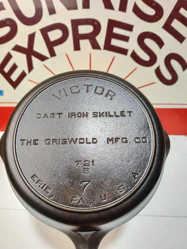 "Fully Restored" VICTOR GRISWOLD #7 Cast Iron Skillet Pan Full Marked 10"  Flat