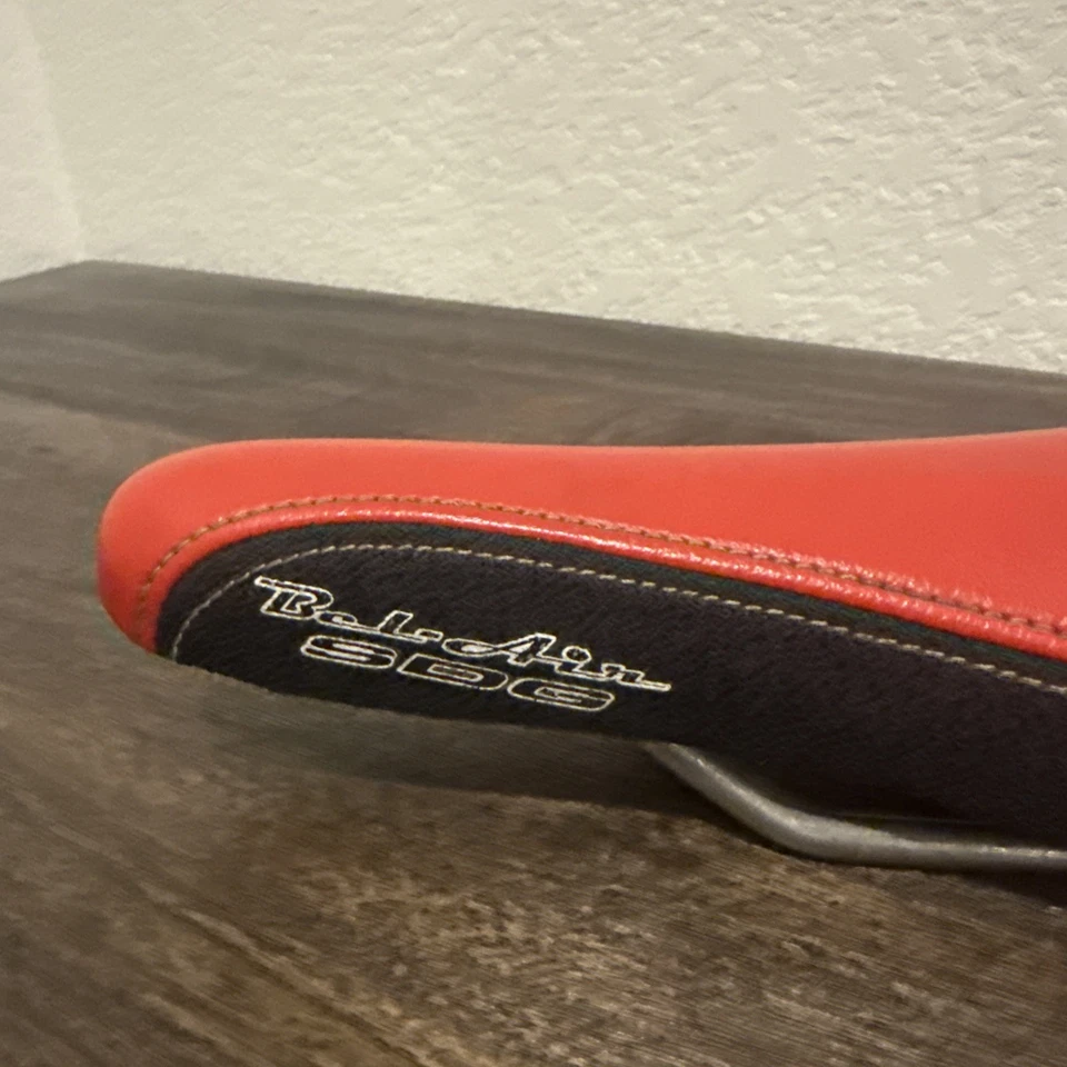 Титановое сиденье SDG Bel Air Sadde для горного велосипеда BMX красно-черное 1990-е оригинальное A04 90-е винтаж - Изображение 2 из 4