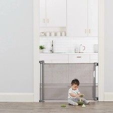 Regalo Retractable Baby Gate, Expands up to 50" Wide, Includes Wall Mounts NIB