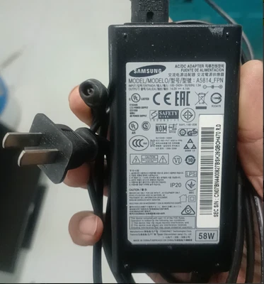 Samsung A5814-FPN 14V 4.14A Laptop Adaptateur secteur - Photo 1/2