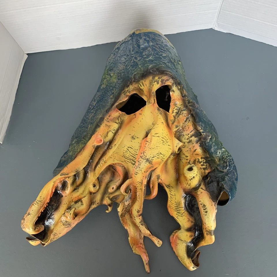 Pirates Caribbean Davy Jones Mask Disney 2006 Tentacle Scary Halloween EUC - Image 3 of 4