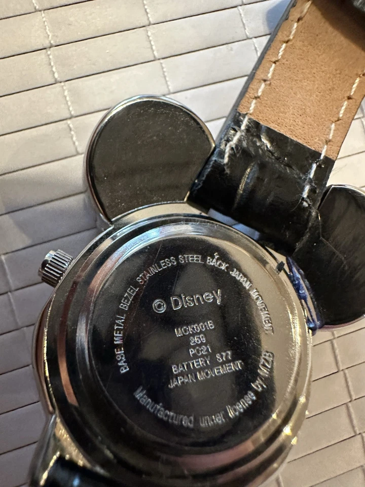 Rare Mickey Mouse Head Watch With Original Box And Warranty - Image 4 of 4