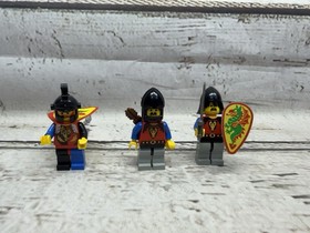 VTG Fire Breathing Fortress Minifigures Green Dragon Horse With Extras Lego 6082