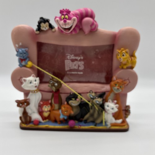 Disney Pets Cats Photo Frame 3D Aristocats Cheshire Oliver Figaro Siamese 4x6