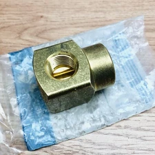 SUPERIOR PRODUCTS GMF-3011 1/2" NPTF (2 OUTLETS) BRASS MANIFOLD PIPE TEE